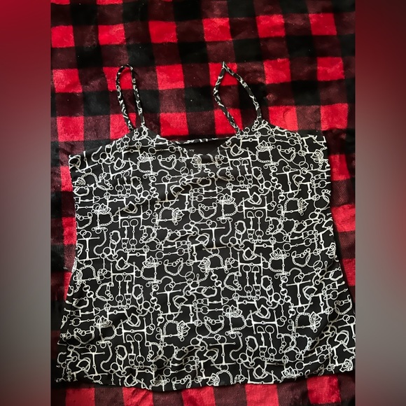 Top - Picture 3 of 3